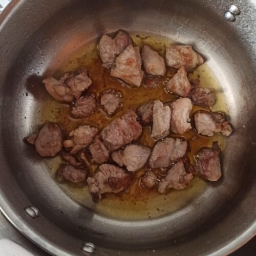 alubias con morcilla y carne (1)