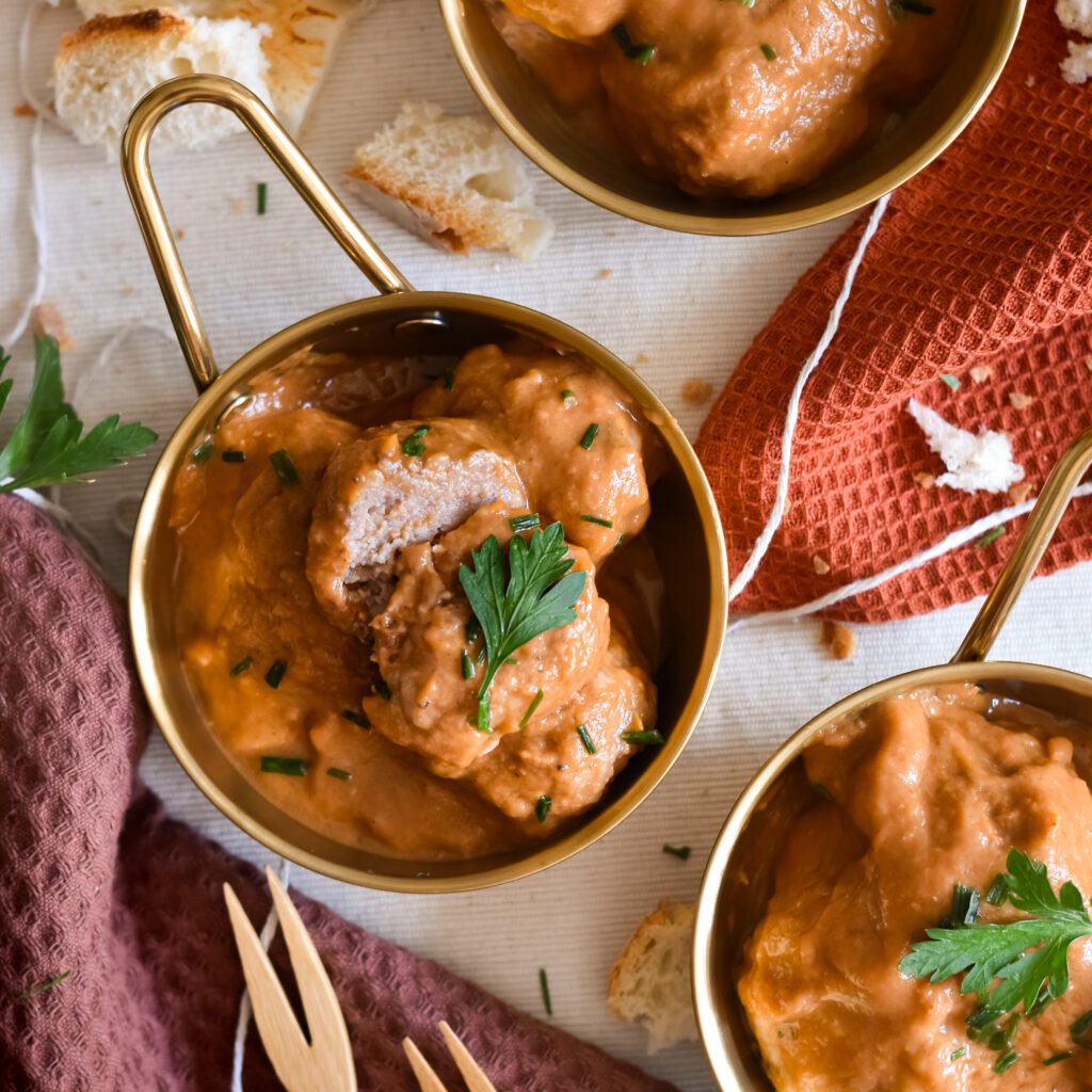 Albóndigas con salsa tradicionales