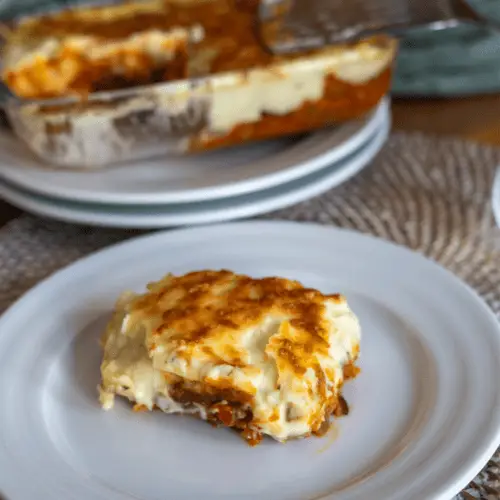 Pastel de Patata Gratinado con Carne Picada y Tomate