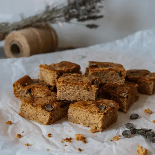 Bizcocho de plátano, chocolate y canela