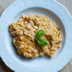 arroz con pollo y alubia blanca