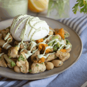 Ensalada de judiones con pollo verduras y mozarella